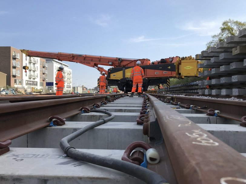 Les travaux continuent à la station de Guildford, en Angleterre